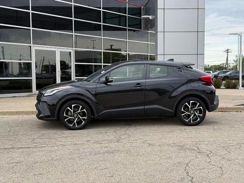 Black Sand Pearl 2021 Toyota C-HR XLE