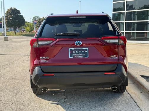 2024 Toyota RAV4 Hybrid XLE