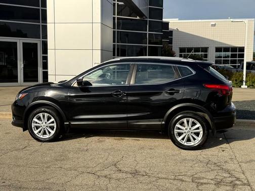 2017 Nissan Rogue Sport SV