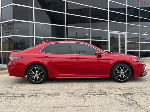 Supersonic Red 2021 Toyota Camry SE