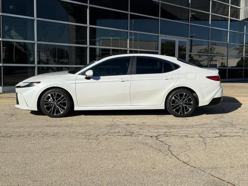 2025 Toyota Camry XLE