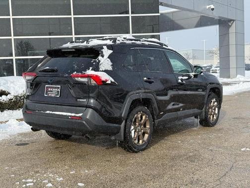 2023 Toyota RAV4 Hybrid Woodland Edition