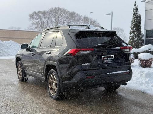 2023 Toyota RAV4 Hybrid Woodland Edition