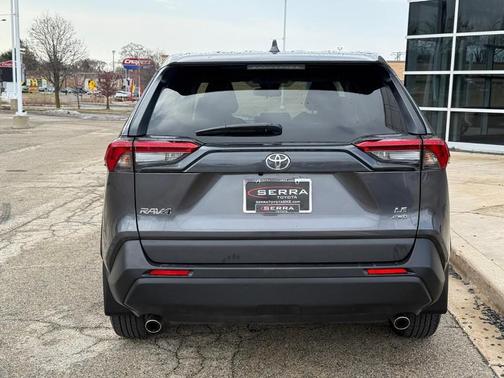 Magnetic Gray Metallic 2022 Toyota RAV4 LE