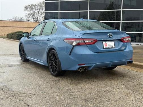 2024 Toyota Camry Hybrid SE