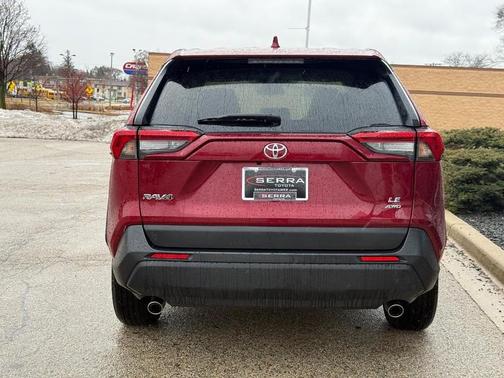 2022 Toyota RAV4 LE