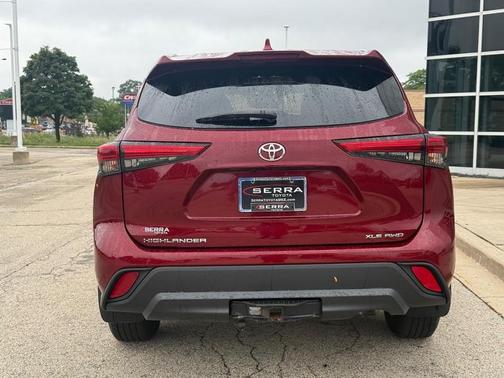 2021 Toyota Highlander XLE
