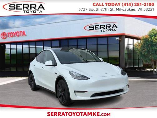 2022 Tesla Model Y Long Range Dual Motor All-Wheel Drive