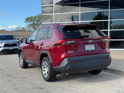 2020 Toyota RAV4 LE