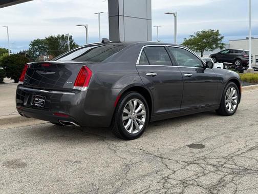 2019 Chrysler 300 Limited