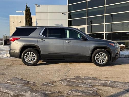 2021 Chevrolet Traverse LS