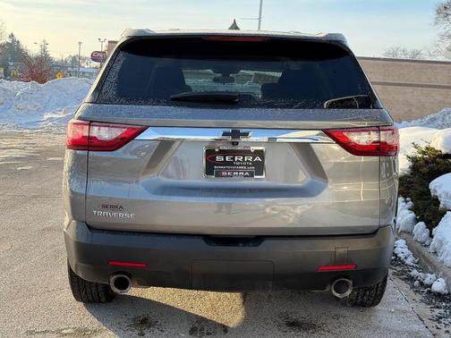 2021 Chevrolet Traverse LS