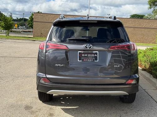Magnetic Gray Metallic 2018 Toyota RAV4 XLE
