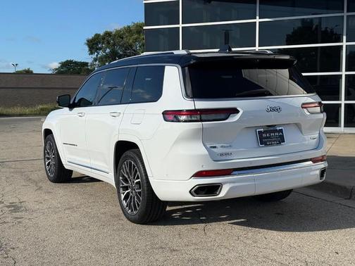 2023 Jeep Grand Cherokee L Summit Reserve