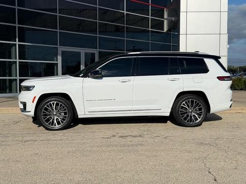 2023 Jeep Grand Cherokee L Summit Reserve