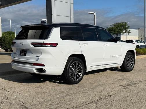 2023 Jeep Grand Cherokee L Summit Reserve