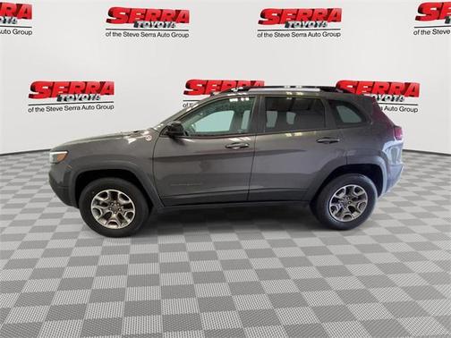2022 Jeep Cherokee Trailhawk