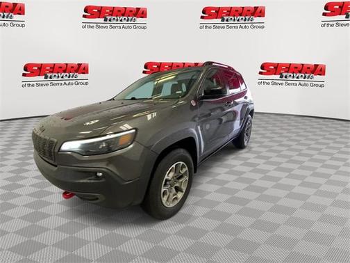 2022 Jeep Cherokee Trailhawk