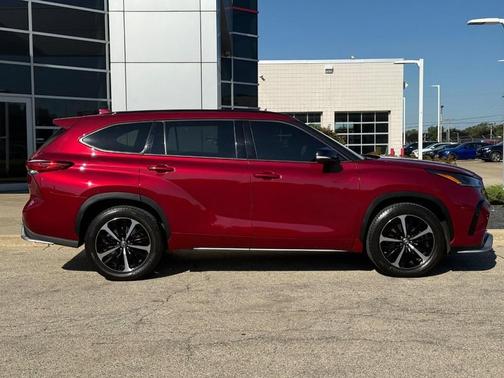 2021 Toyota Highlander XSE