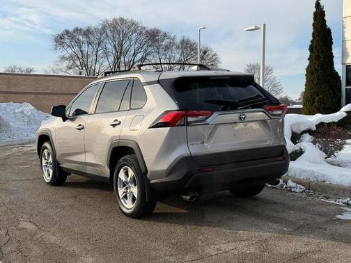 2020 Toyota RAV4 XLE
