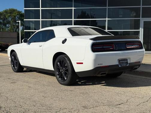 2020 Dodge Challenger SXT