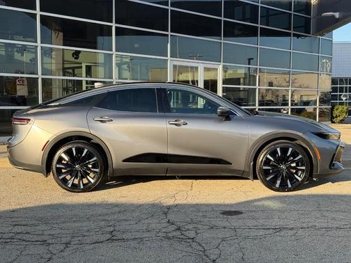 2024 Toyota Crown Platinum