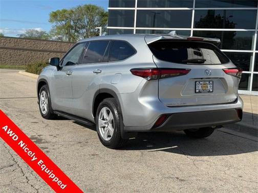 2021 Toyota Highlander LE