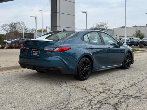 Ocean 2026 Toyota Camry SE