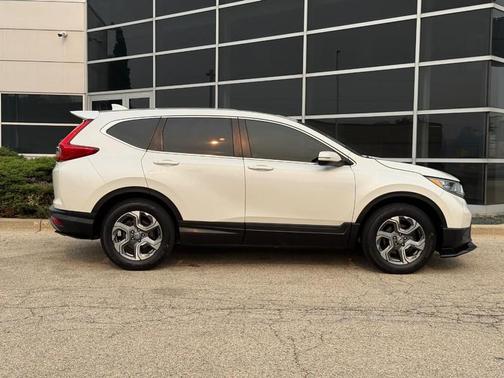 White Diamond Pearl 2018 Honda CR-V EX