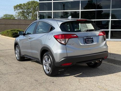 Lunar Silver Metallic 2021 Honda HR-V LX