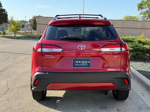 2024 Toyota Corolla Cross LE