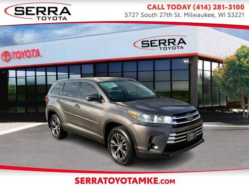 2019 Toyota Highlander LE I4