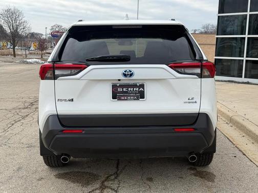 2022 Toyota RAV4 Hybrid LE