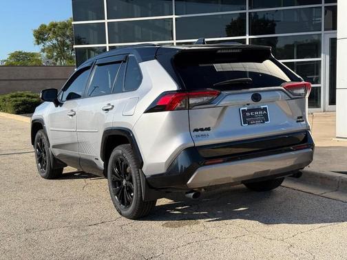 2023 Toyota RAV4 Hybrid SE