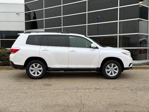 2013 Toyota Highlander SE