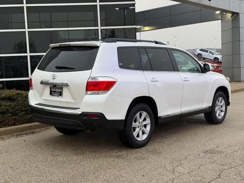 2013 Toyota Highlander SE