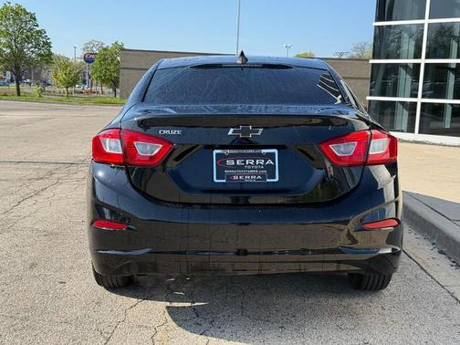 Black Metallic 2019 Chevrolet Cruze LS