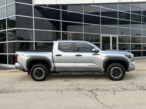 2024 Toyota Tacoma TRD Off Road