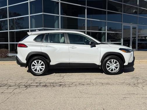 Wind Chill Pearl 2024 Toyota Corolla Cross L