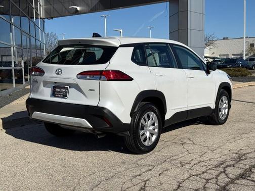 Wind Chill Pearl 2024 Toyota Corolla Cross L