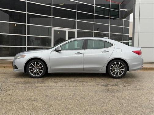 2017 Acura TLX w/Technology Package