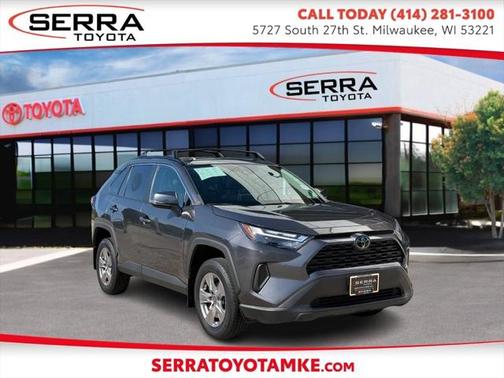 2022 Toyota RAV4 XLE