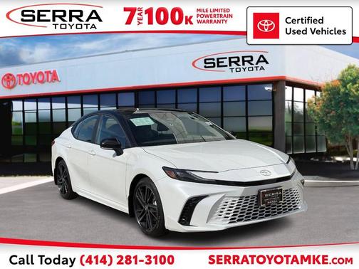 Wind Chill Pearl w/Midnight Black Metallic Roof 2026 Toyota Camry XSE