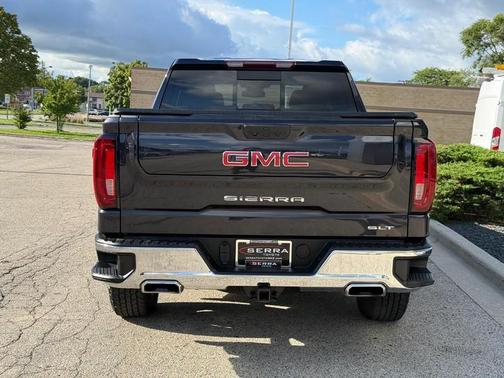 Titanium Rush Metallic 2022 GMC Sierra 1500 SLT