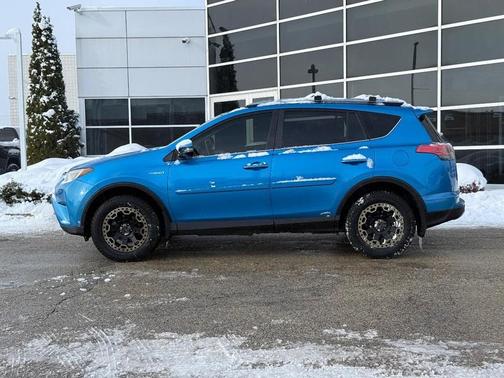 2018 Toyota RAV4 Hybrid XLE