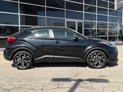 Black Sand Pearl 2020 Toyota C-HR XLE