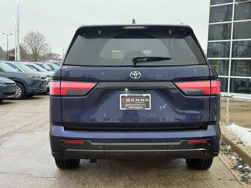 2023 Toyota Sequoia Platinum