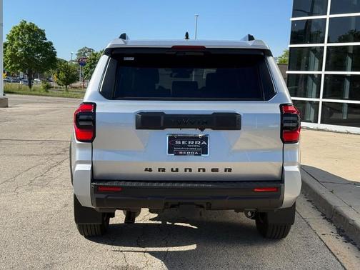 Cutting Edge 2025 Toyota 4Runner 4WD (Natl)