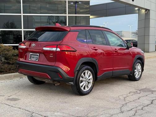 Barcelona Red Metallic 2022 Toyota Corolla Cross LE