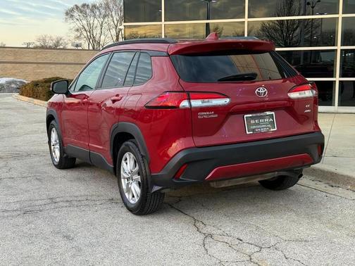 Barcelona Red Metallic 2022 Toyota Corolla Cross LE